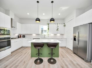527 Schweikhardt St, Houston, TX 77020