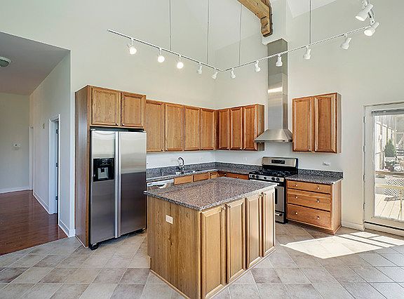 5th image of 210 Leonard Wood S APT 201