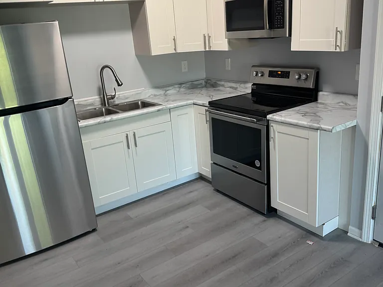 3715 Oakland Ave #1 — Photo 5