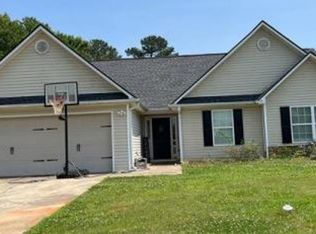 312 Oliver Ridge Dr, Commerce, GA 30529