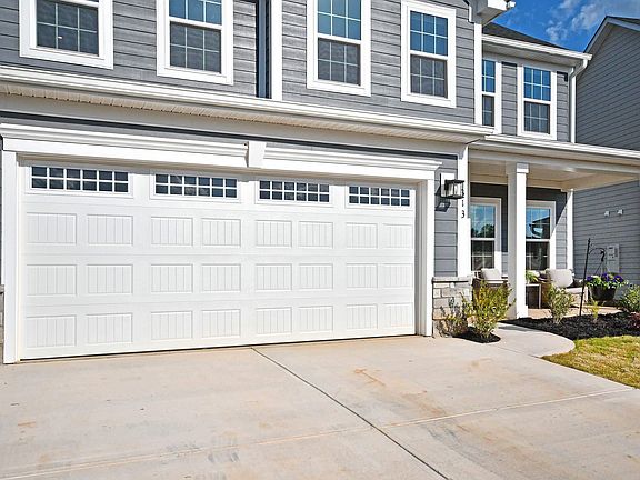 3rd image of 313 Nearside Dr