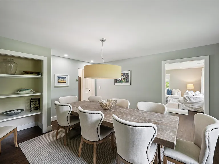 28 Dover Ave — Photo 8