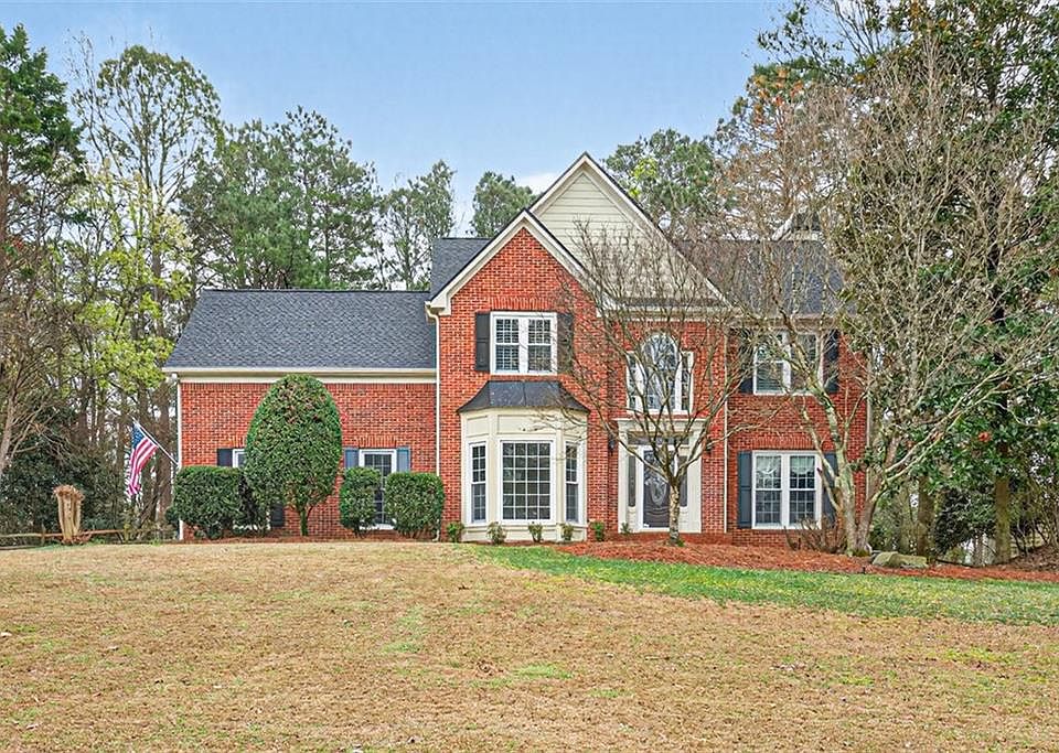 1st image of 1315 Amberwood Dr