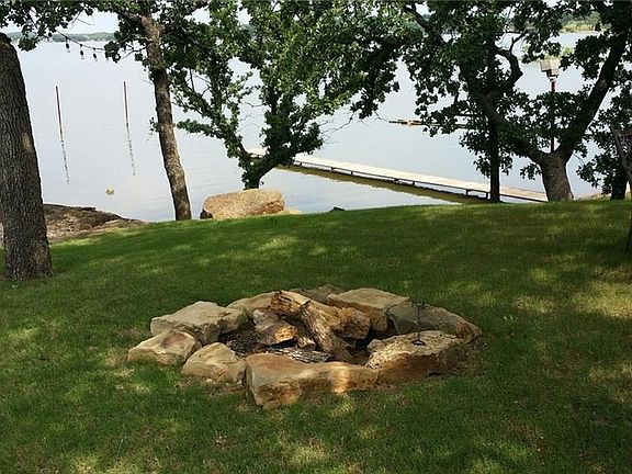 5th image of 570 Lakeside Dr