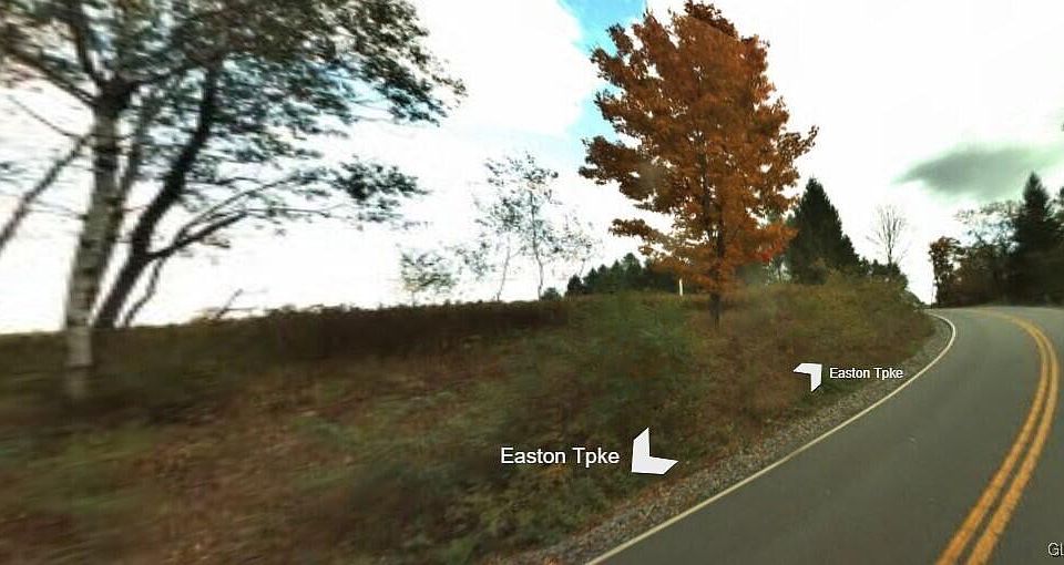 2nd image of Easton Tpke