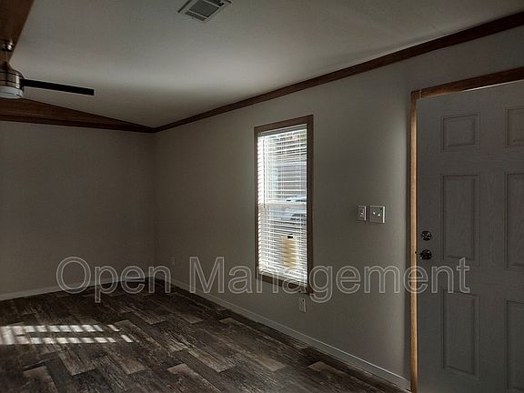 2nd image of 356 Bayhead Dr #175