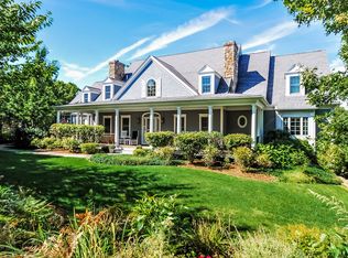 8 Fetlock Cir, East Falmouth, MA 02536