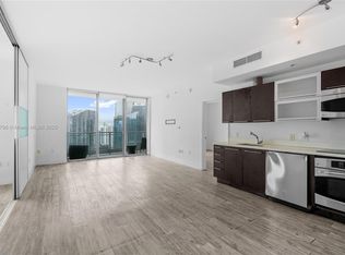 90 SW 3rd St APT 4203, Miami, FL 33130
