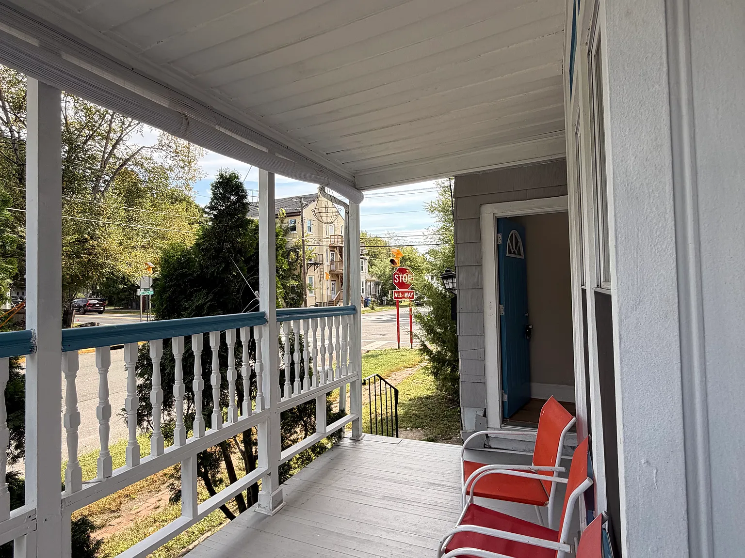 3 bed, 2512 sqft, $2,500 — Photo 4
