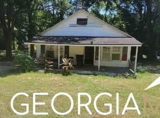 11 Carruthers St, Hawkinsville, GA 31036