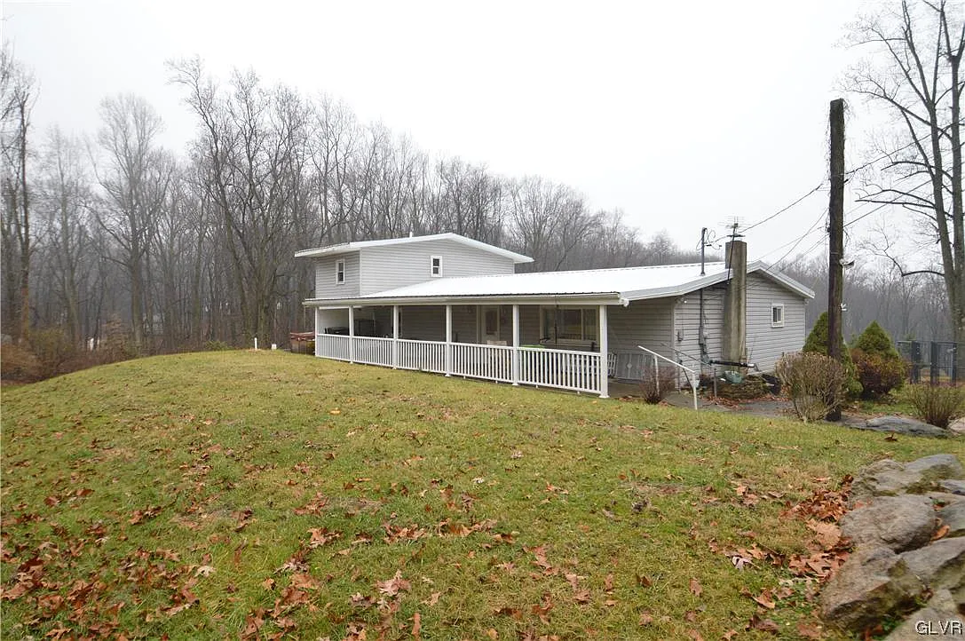 939 E Rock Rd photo 1