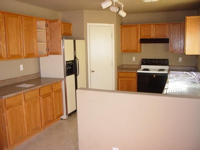 2nd image of 12437 W VALENTINE Street