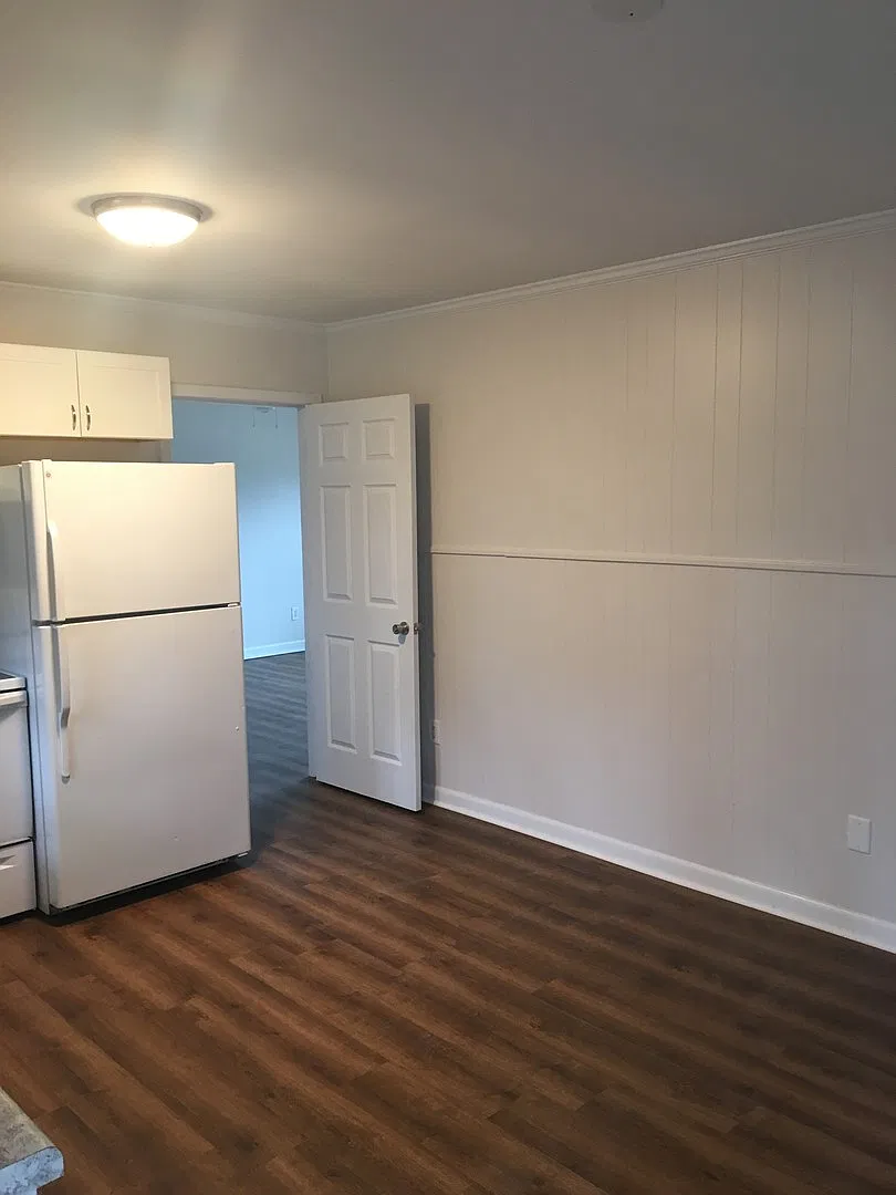 Totally Renovated — Photo 4
