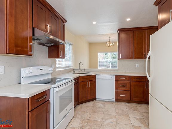5th image of 1423 Gordy Dr