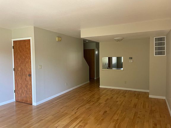 4th image of 1160 Cambria Ct
