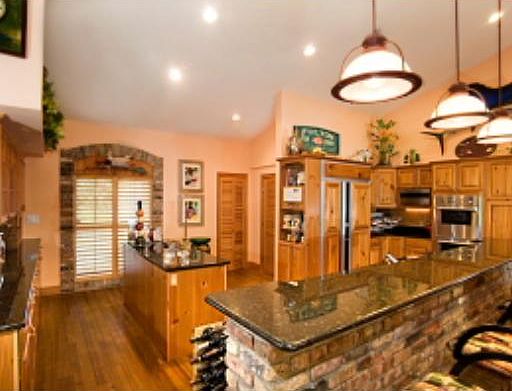 5th image of 2080 S Waterway Dr