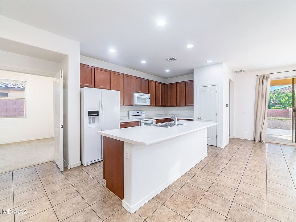 1st image of 950 W Camino Nogal Blanco