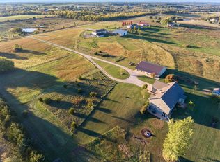 17650 262nd St, Lawrence, KS 66044