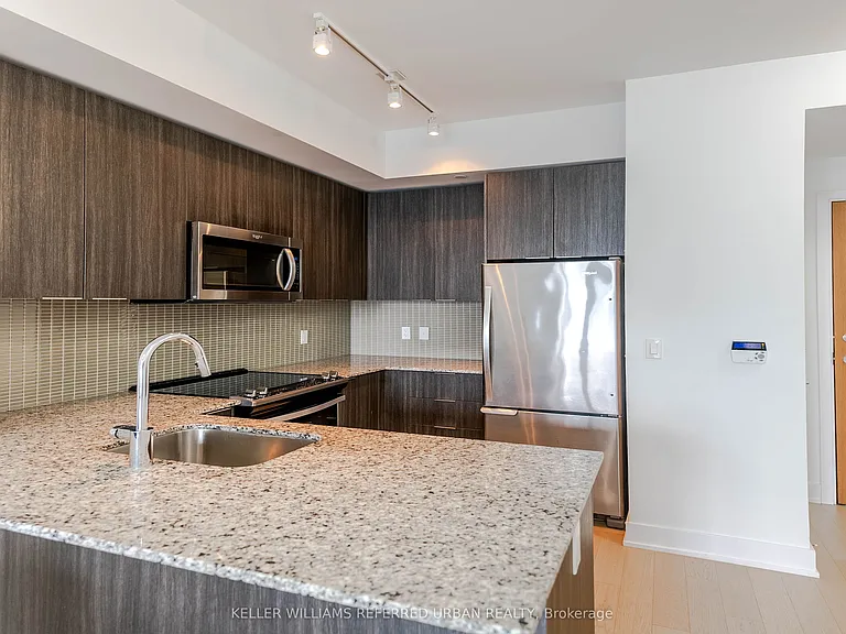 20 Shore Breeze Dr #3504 — Photo 2