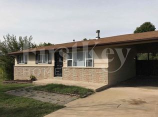 110 Robert Dr, Saint Charles, MO 63304
