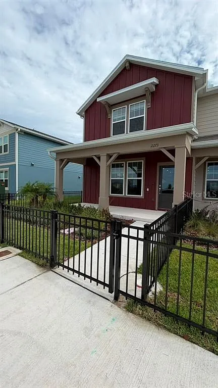 4 bed, 2.5 bath, 3041 sqft, $2,600 — Photo 2