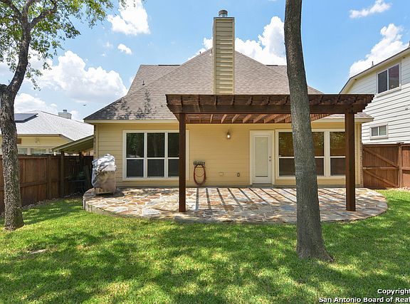 4th image of 5812 Grass Hill Dr