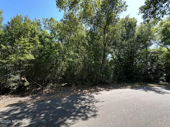 588 Kinnakeet Way, Bald Head Island, NC 28461
