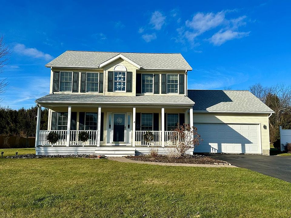 1st image of 4 Garden Ln
