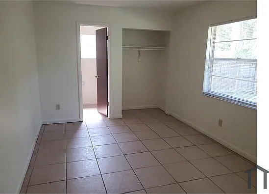 3233 SE 22nd Pl — Photo 15