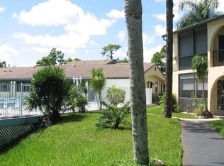 342 Pine Ridge Cir APT C-1, Greenacres, FL 33463