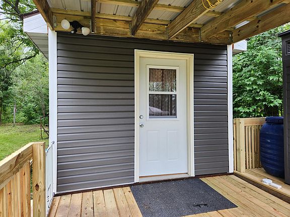 4th image of 18537 460th St