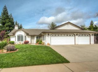 3992 Meadow Oak Way, Redding, CA 96002