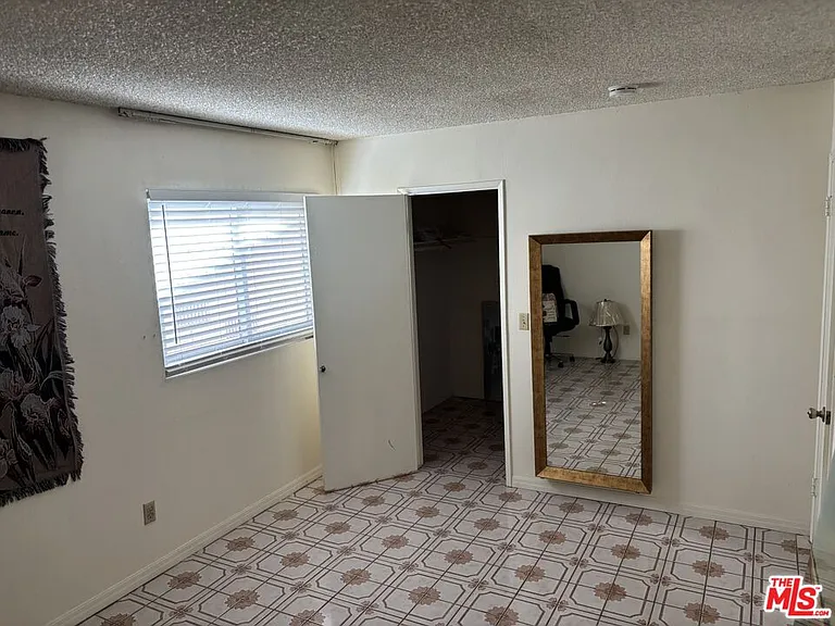 12520 Sanford St — Photo 9