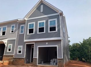 3417 Oak Pass Dr, Raleigh, NC 27610