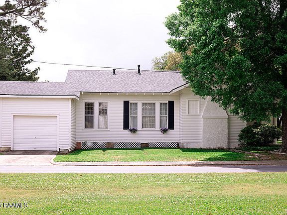 4th image of 526 N Avenue I