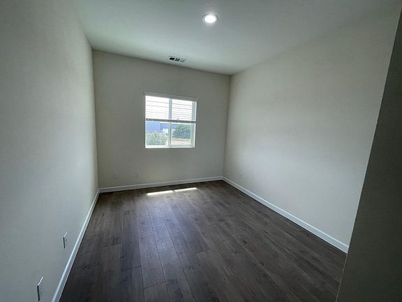 2nd image of 13665 Arrow Blvd #4