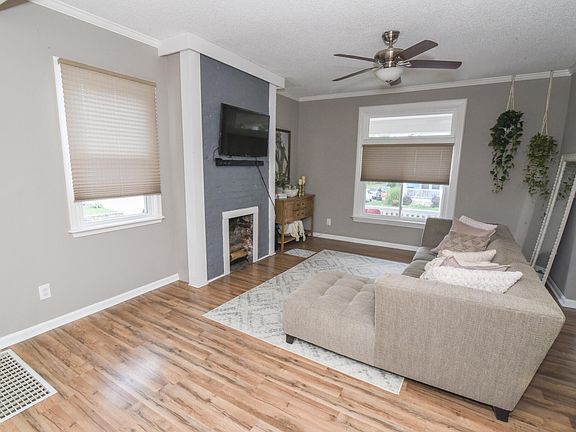 3rd image of 3301 Cottage Ave