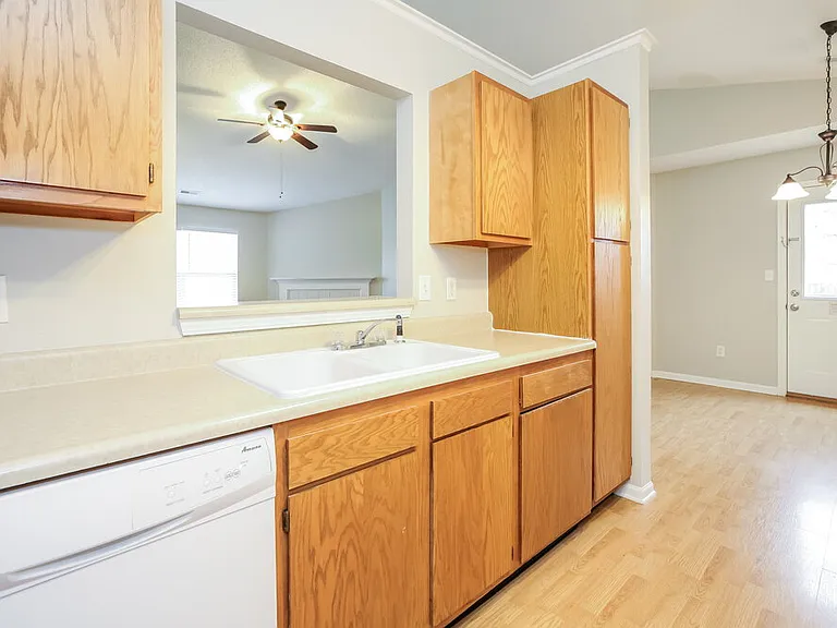 280 Harts Ford Way — Photo 6
