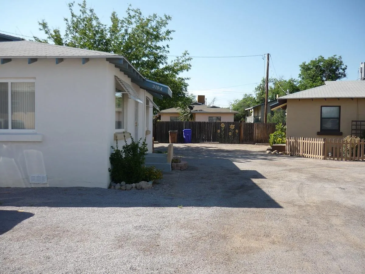 319a W Bell Avenue — Photo 4