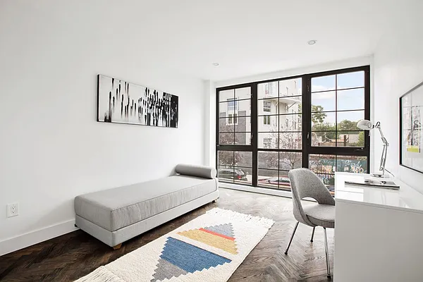 Sold by Compass | media 17