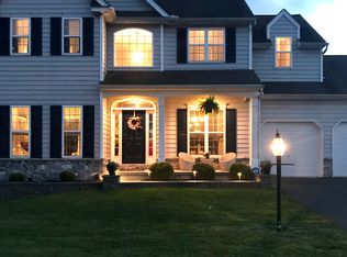 30 Beechwood Dr, Manchester, PA 17345