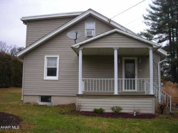 114 Ore Hill Rd, Altoona, PA 16602