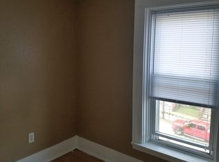 472 Loras Blvd APT 2, Dubuque, IA 52001