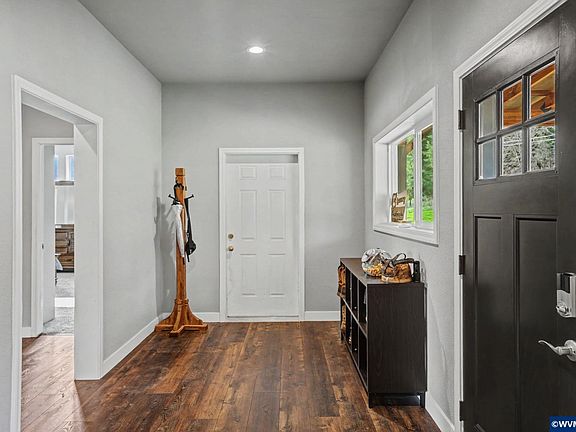 3rd image of 16310 Oakdale Rd