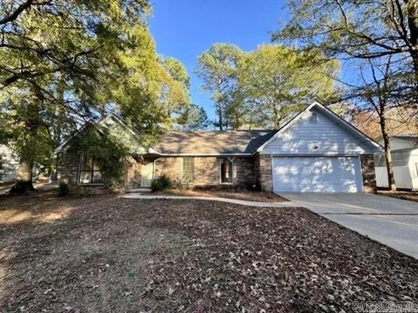 2204 Raintree Dr, Bryant, AR 72022