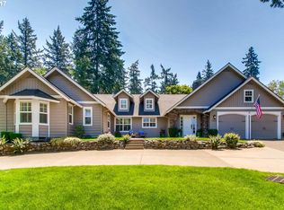 4060 Westbay Rd, Lake Oswego, OR 97035