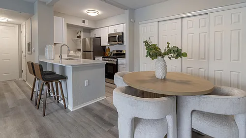 Element Luxury Apartments Photo 1