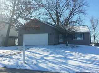 205 Grand Ave, Marion, IA 52302