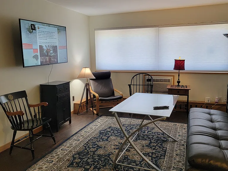 1800 Lasalle Ave #106 — Photo 30