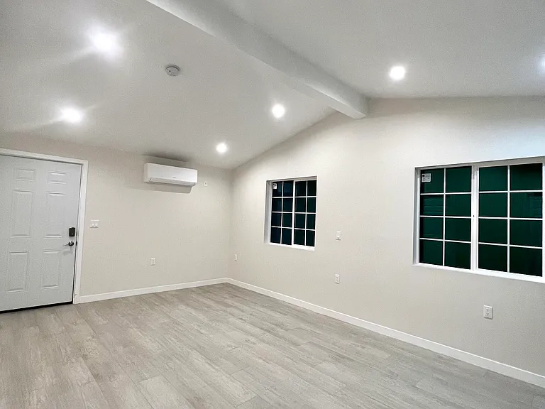 6534 Valley Circle Blvd #6534 — Photo 3